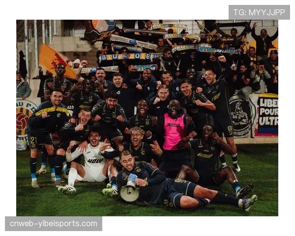 拉维尔法乙打满全场，波城老将成更衣室定海神针